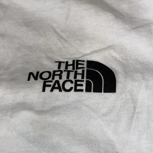 The North Face white and black short sleeve T-shirt size M - Picture 2 of 6